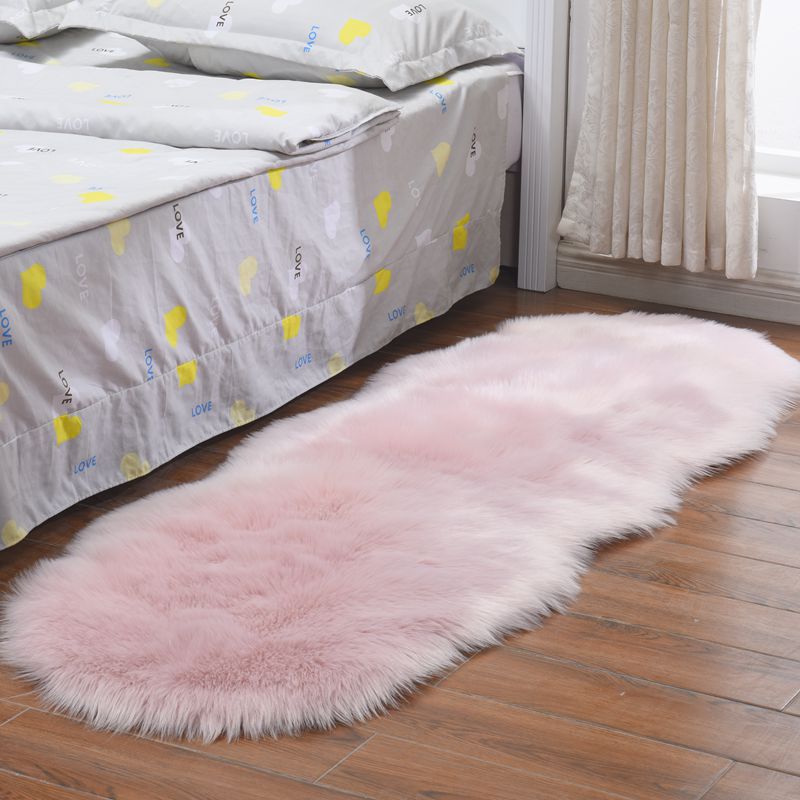 모피 인조 인조 양가죽 카펫, 세탁 가능한 푹신한 러그 - Cowhide Rug Faux 리뷰 및 가격